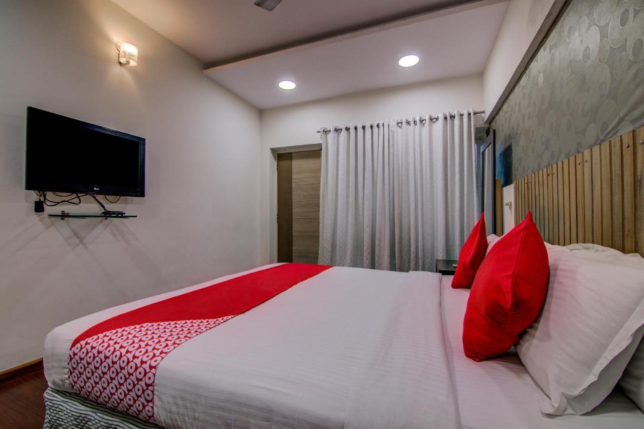 Oyo Hotel 55 Lawsons Bay Jalāripeta Zewnętrze zdjęcie