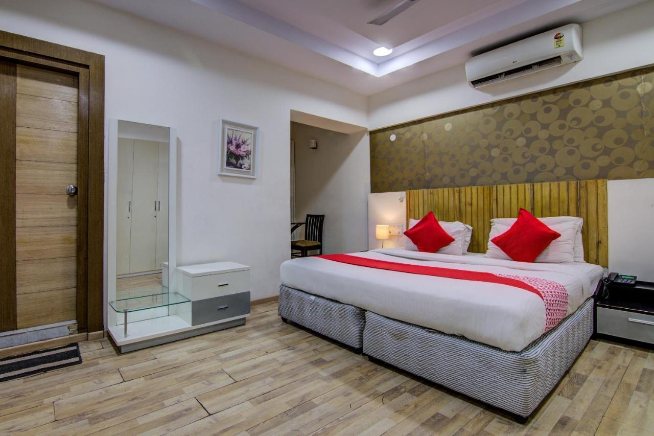 Oyo Hotel 55 Lawsons Bay Jalāripeta Zewnętrze zdjęcie