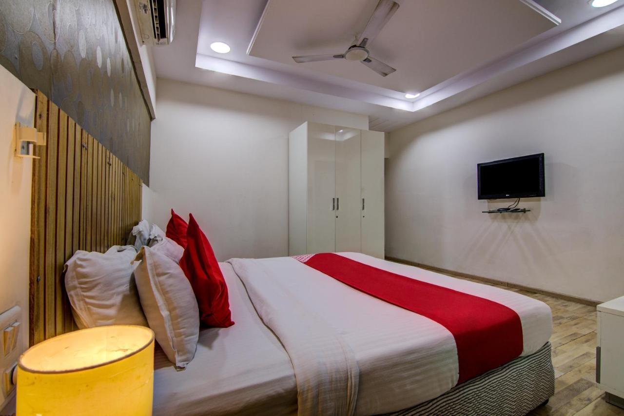 Oyo Hotel 55 Lawsons Bay Jalāripeta Zewnętrze zdjęcie