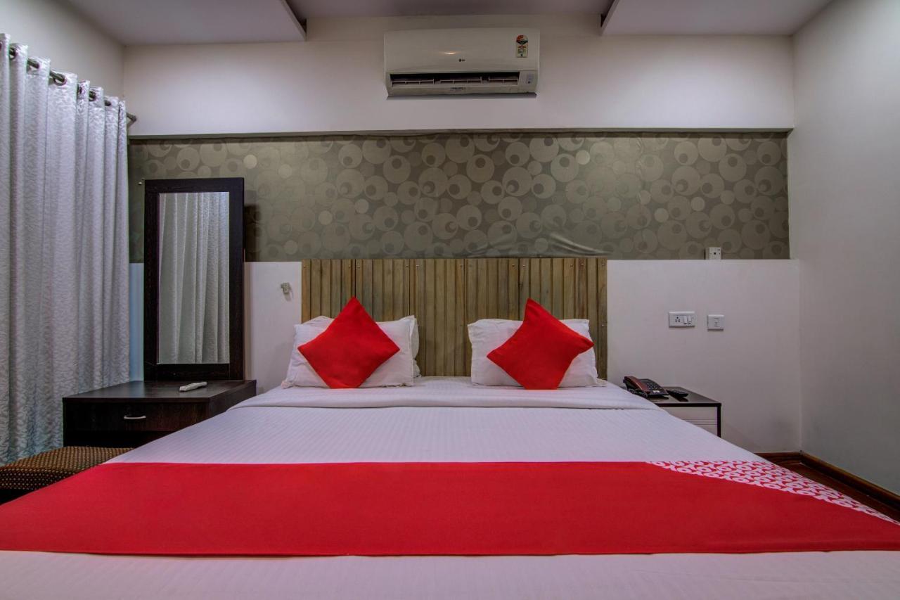 Oyo Hotel 55 Lawsons Bay Jalāripeta Zewnętrze zdjęcie